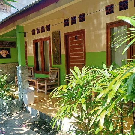 Izzi Homestay Τζίλι Τραγουανγκάν Εξωτερικό φωτογραφία