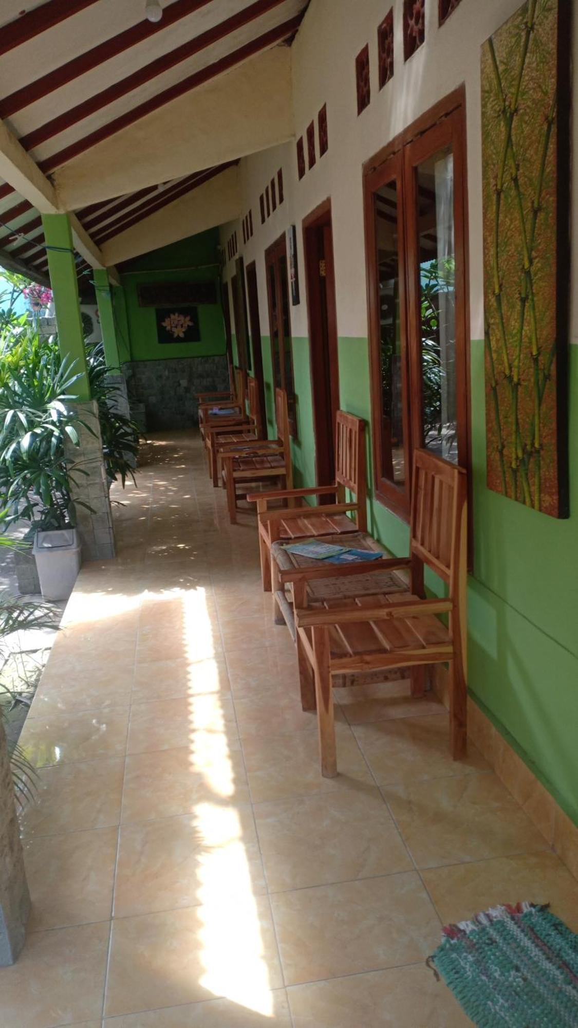 Izzi Homestay Τζίλι Τραγουανγκάν Εξωτερικό φωτογραφία