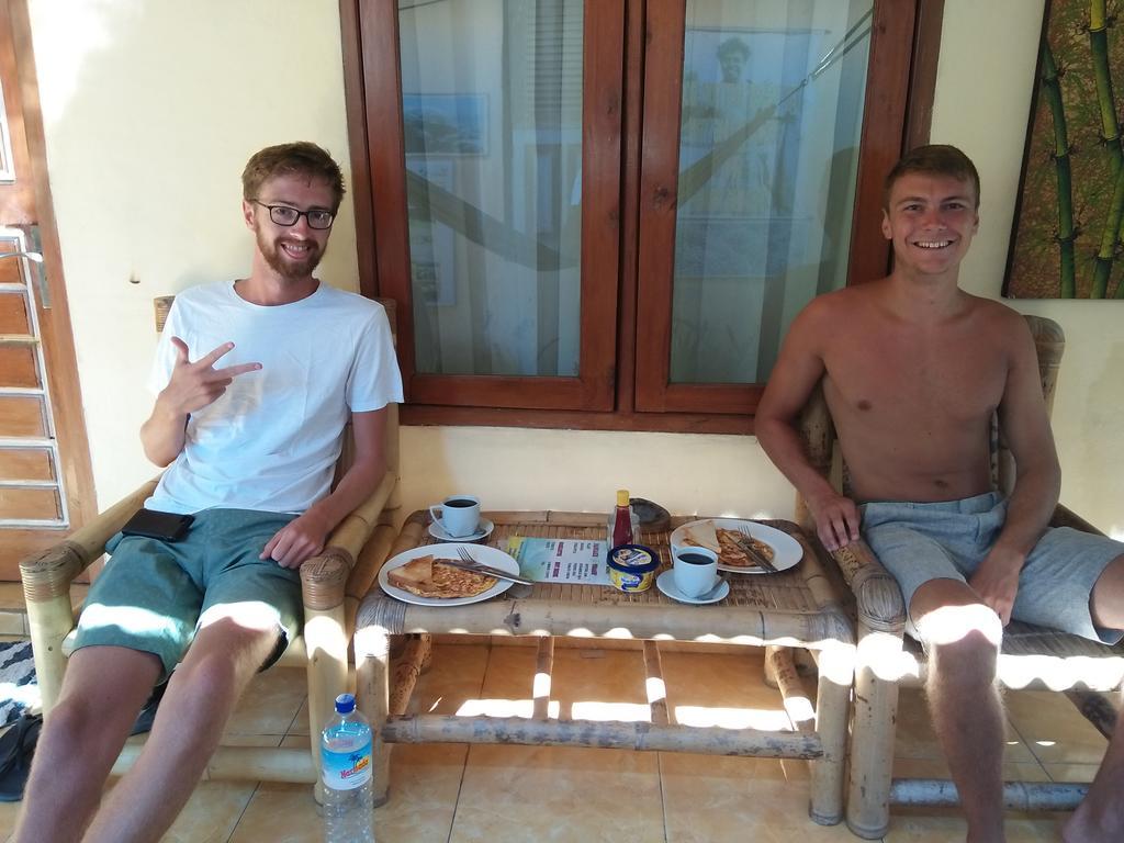Izzi Homestay Τζίλι Τραγουανγκάν Εξωτερικό φωτογραφία